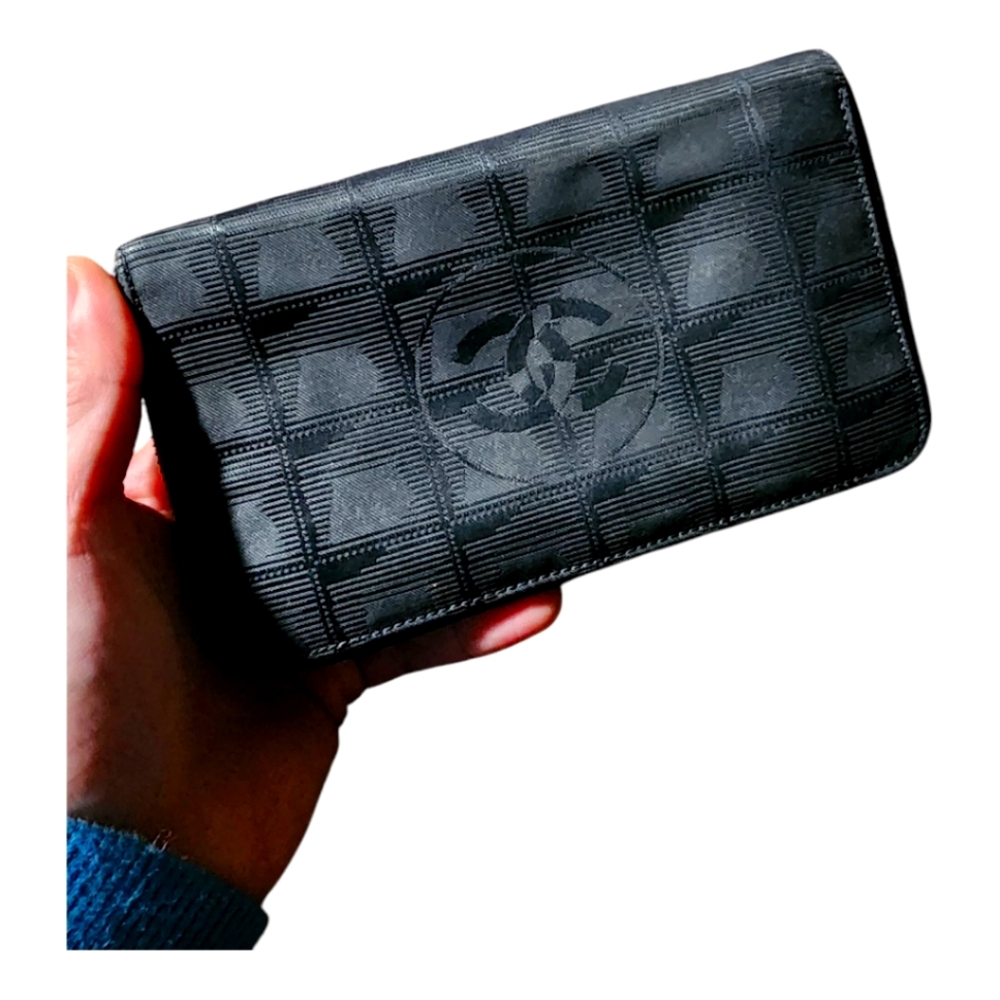 Chanel Travel Line Long Zippered Wallet- BLACK
